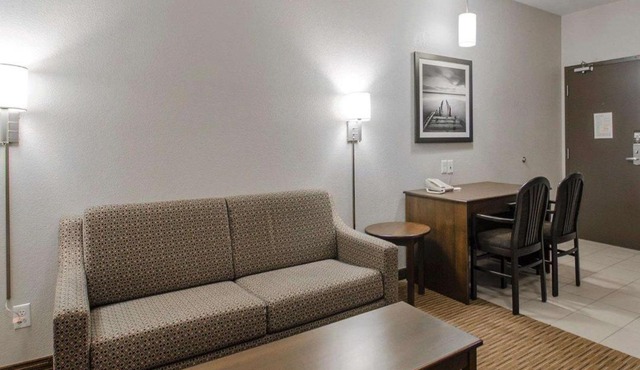 Travelodge Suites by Wyndham Estevan