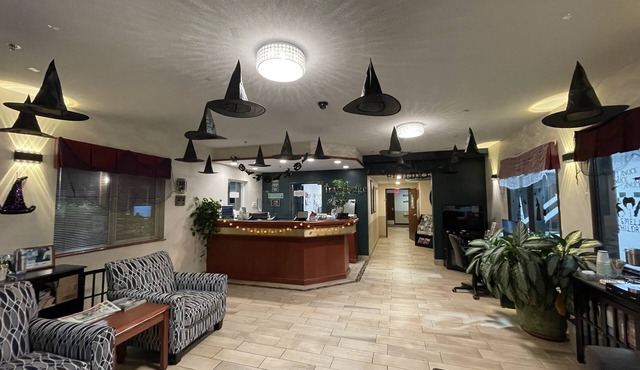 Travelodge Suites by Wyndham Newberg