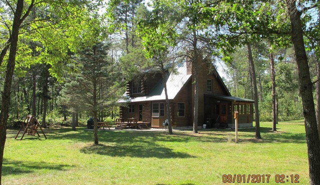 Traverse City Log Cabin Boardman River - YOUR OUTDOOR OASIS!nSTR LICENSE: 002880