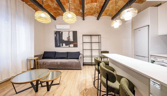 TRAVGRA4-1 · Confy 4 bedrooms flat in Eixample