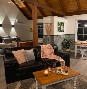 Trawool Shed Cottages, Cafe and Restaurant