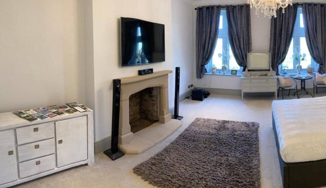 Trawscoed Mansion,Central Wing