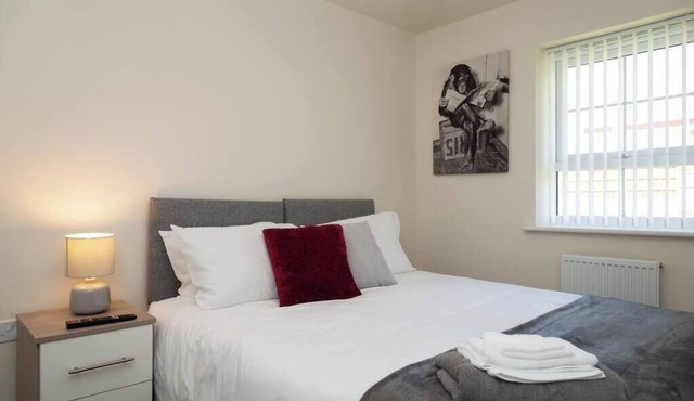 Treacle House by Our Home Short Stays