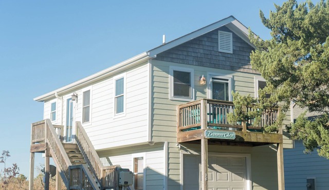 Treasure Chest/Charming 1 BR Waterfront Accommodation