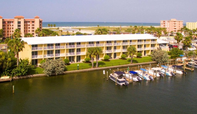 Treasure Island Hotel and Marina