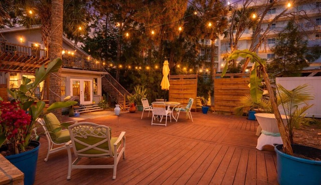 Treasure Island Beach Time Sleeps 22