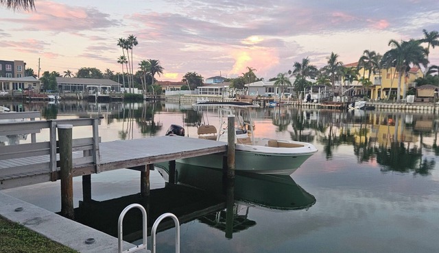 Treasure Island Sunset Spectacle: Waterfront Bliss, Beach Walks & Johns Pass Fun
