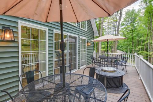 Treasure Lake Home w/Deck: Walk to Bimini Lake!