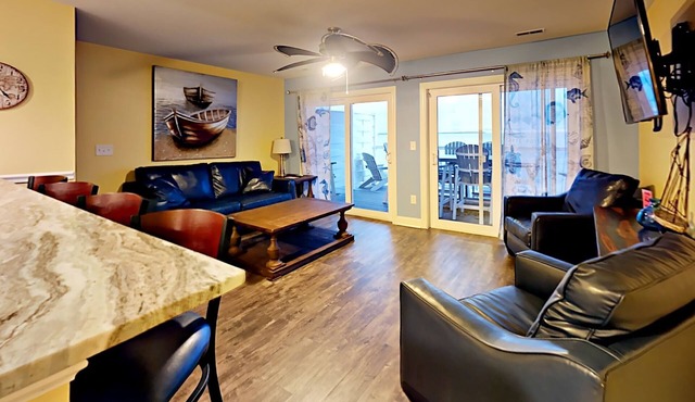 Treat Yourself—Waterfront Magic! | 12 ppl | C205