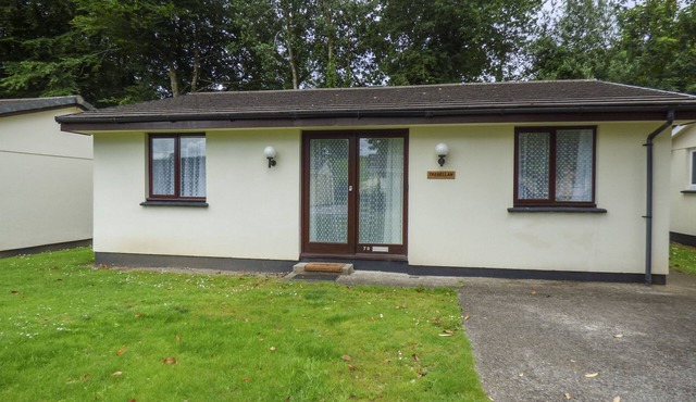 TREBELLAN, pet friendly, country holiday cottage in Liskeard