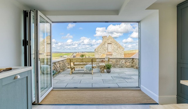 Trecastell - sleeps 8 guests in 4 bedrooms