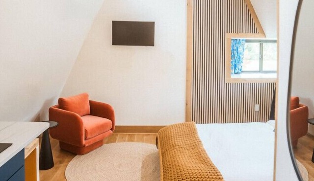 Treehouse 1 · Honeymoon Treehouse Retreat & Spa with Hot Tub