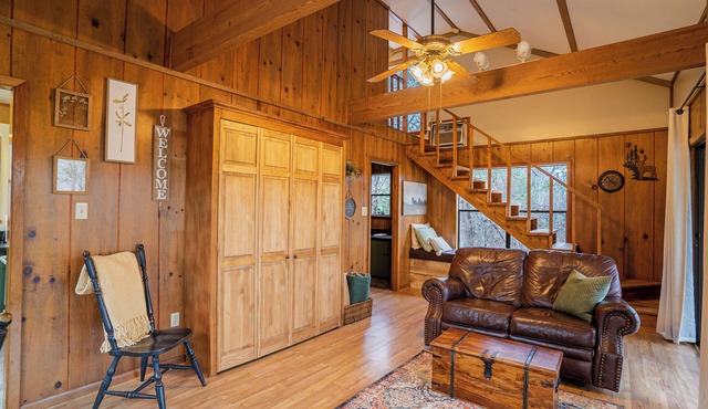 Treehouse - A cabin in the canopies at Stag Leap Cabins!