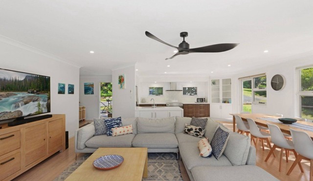 Treehouse on Stone - House and Private Guest Suite