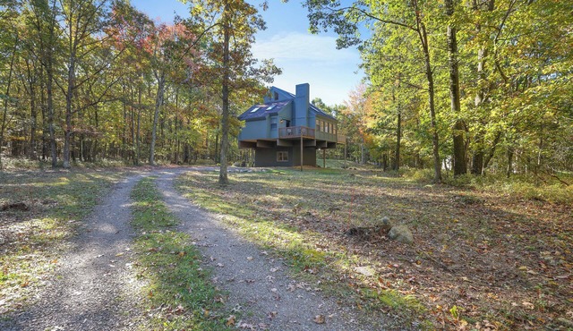 Treeloft Retreat – 3Bed 4Bath near Jim Thorpe, Ski Resorts, Tank Hollow & More!