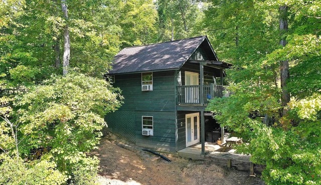 Treestand Cabin at Gap Creek Cabins