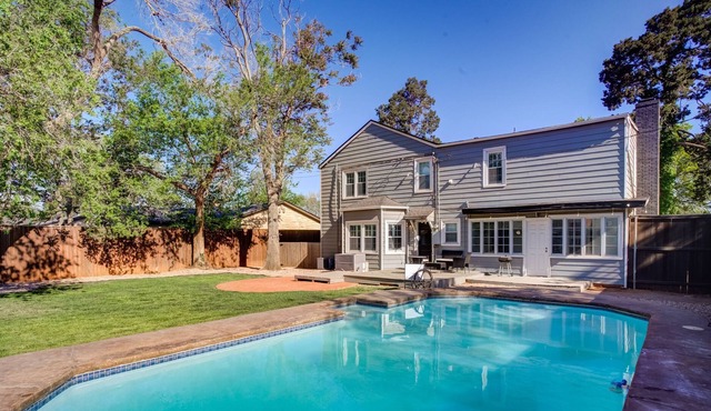 Treetop Manor - 3BR/3BA - Sleeps 12