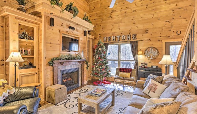 TreeTop Retreat Mentone Escape with Hot Tub