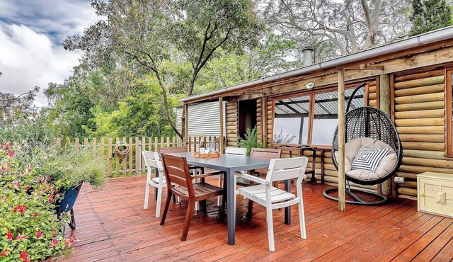 Treetop Sanctuary Serene Cottage near Mount Lofty