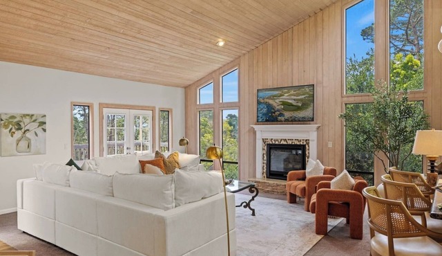 Treetop - Serene,Centrally Located Forest Retreat