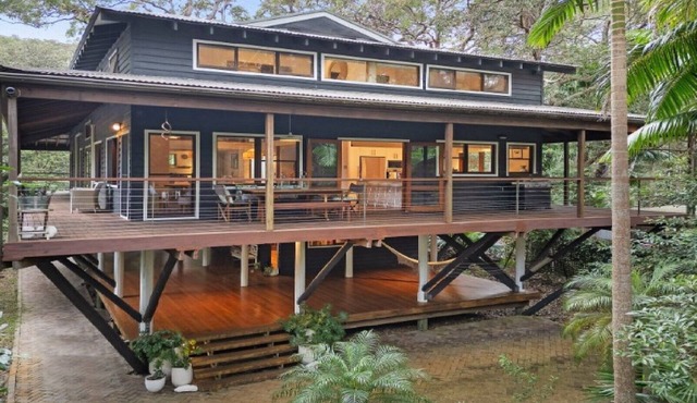 Treetops by HolidayCo.