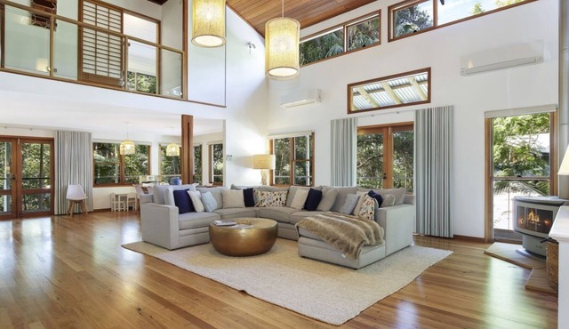 TREETOPS LODGE @ PEARL BEACH