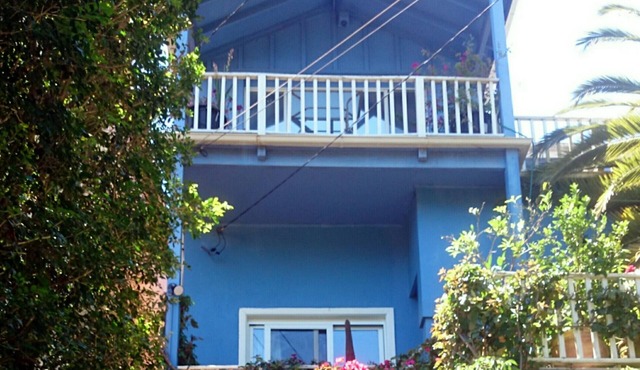 TREETOPS PENTHOUSE ROSE BAY, SYDNEY 3 BEDROOMS LOUNGE KITCHEN/GARAGE PARKING