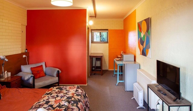 Treetops Silvan Valley Lodge 7 night discounts