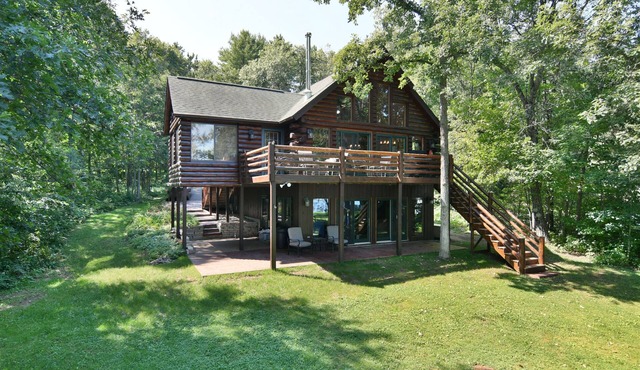 Trego Lake House- Level elevation to the water's edge.