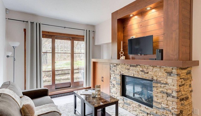 Tremblant Alpine Haven | Ski-In/Out | Pool & Spa