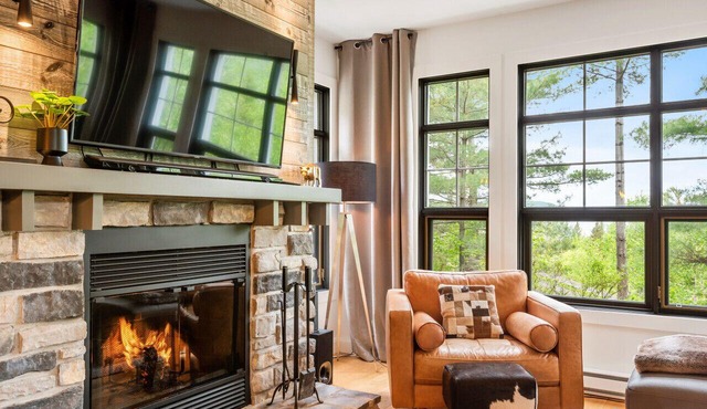 Tremblant Prestige - Les Eaux 235-1