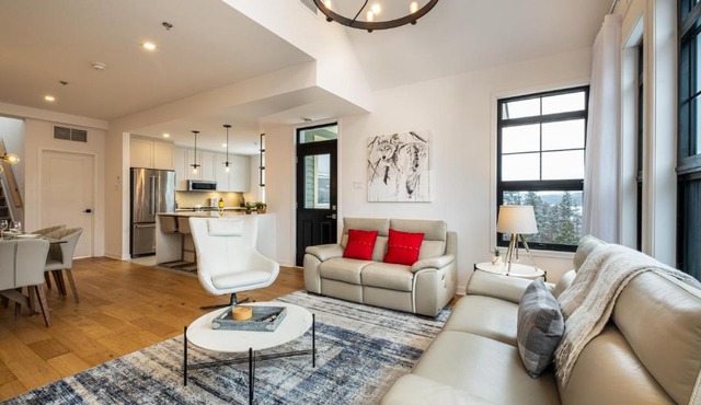 Tremblant Prestige - Les Eaux 215-8