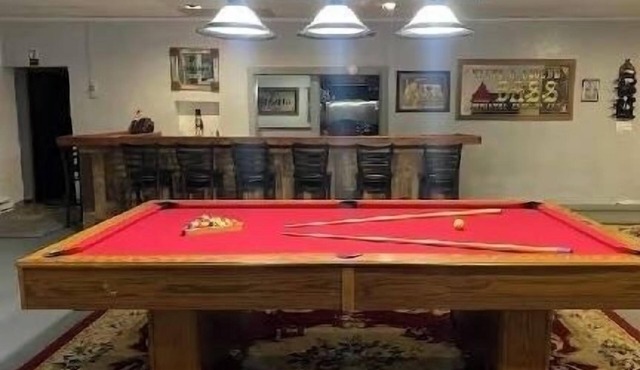 Tremendous and unique 3 bedroom apartment