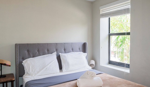 Trendy Brickell 2bd/2bth Free Parking Apt 7