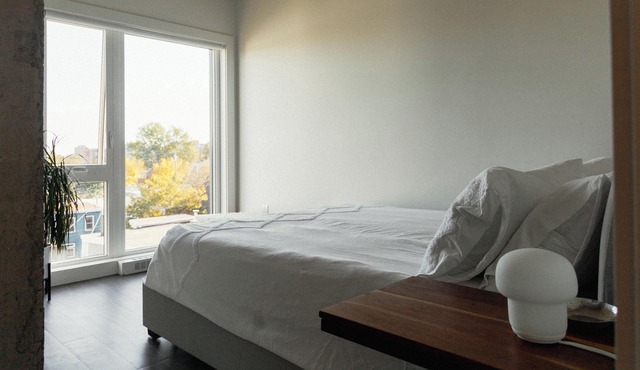 Trendy & Cozy Downtown Halifax Condo