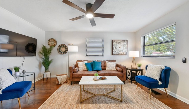 Trendy Jax Home Near Downtown, 30-mins to Beach