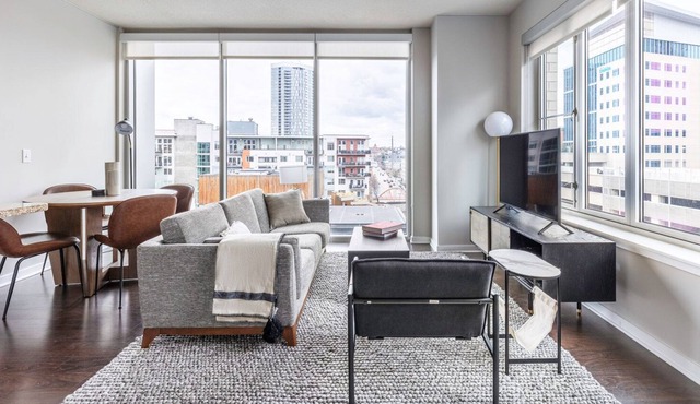 Trendy LoDo 2BR w/ Pool, Gym, 1 block from Commons Park, by Blueground