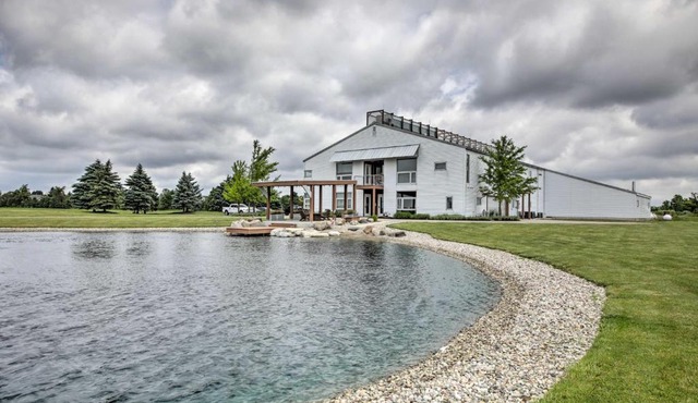 Trendy New Haven Studio 10 Mi to Fort Wayne!