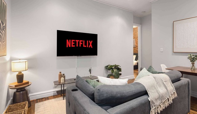 Trendy Nolita Stay | Walk to SoHo & Little Italy