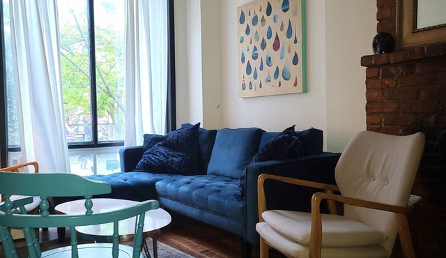 Trendy Private 2 bedrooms in the heart of Church street - with a rooftop balcony