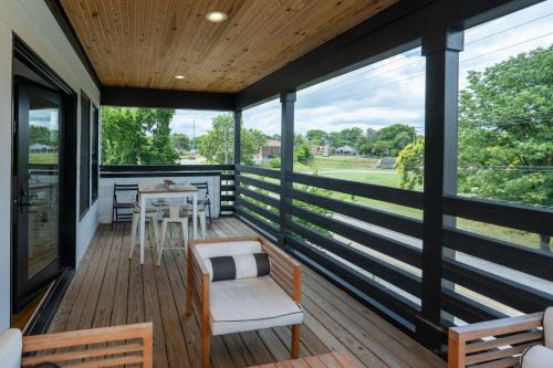 Trendy WeHo Home - Near DT Nashville