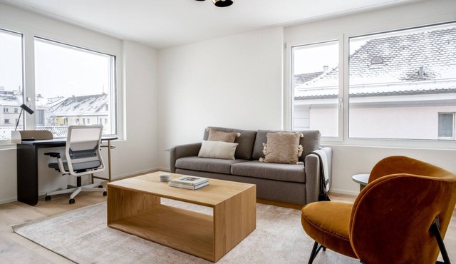 Trendy Wiedikon 2.0 Room w/Storage & W/D, 3 min to Market, by Blueground