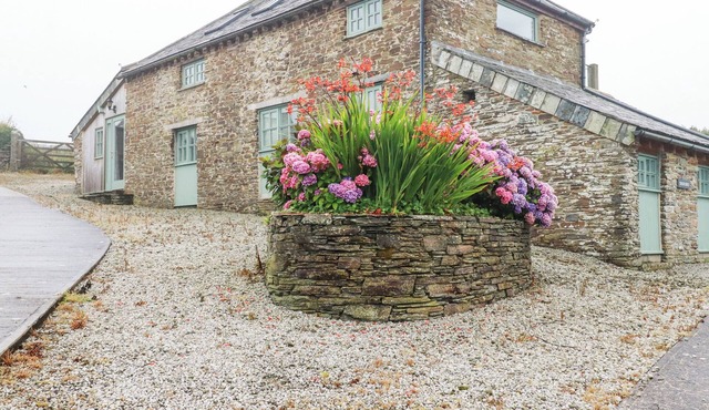 TRERUBIES, pet friendly, character holiday cottage in Delabole