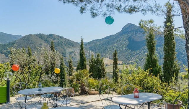 Tres Belle Maison Avec Piscine