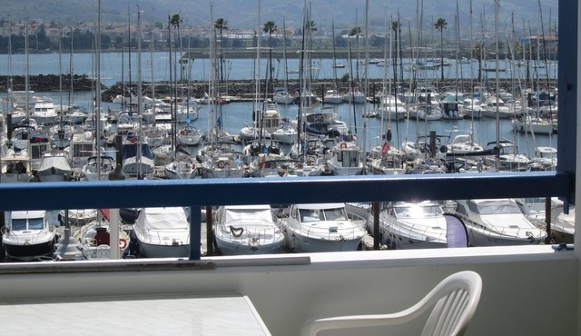 Tres Belle VUE SUR LE Port,parking Couvert,plage,piscine,wifi,climatisation