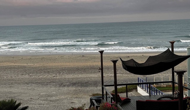 Tres Corazones Beach House With a Heart