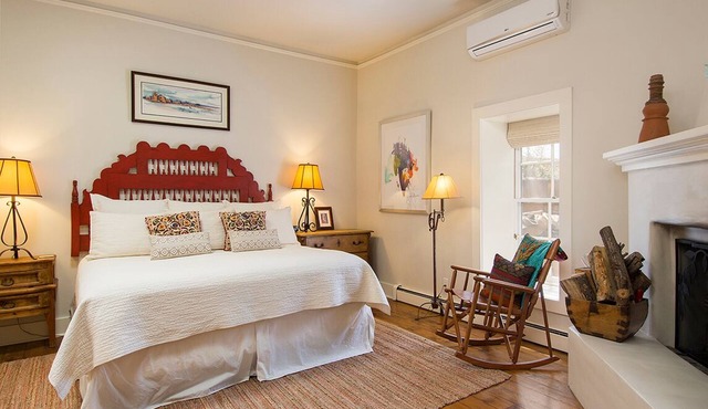 Tres Puertas Historic Adobe Steps to Plaza