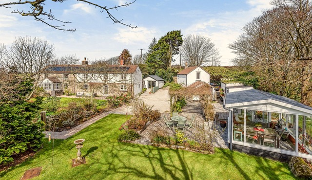 Tresowes Green Cottage