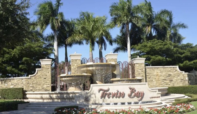 Treviso Bay * 5 Star Resort * with Water View - a TPC golf course!