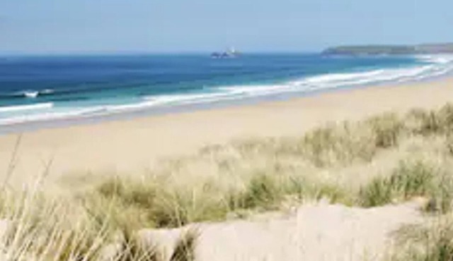 Trevithick Cottage Sleeps 6, Dog Friendly, Parking